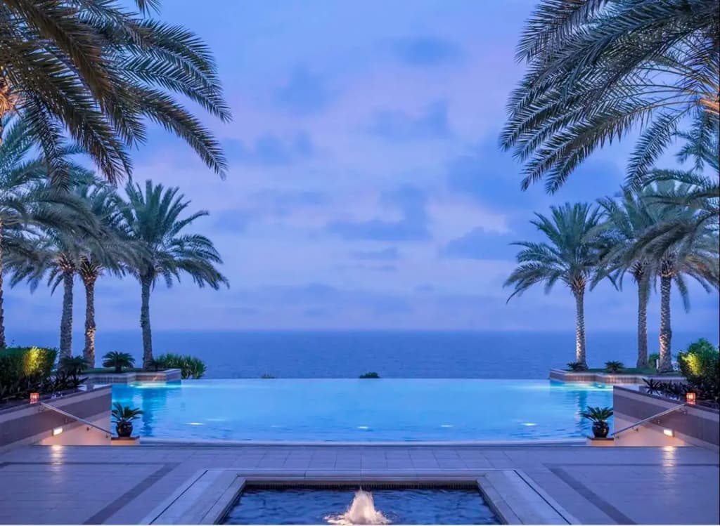 Al Husn Muscat Hotel - photo 19