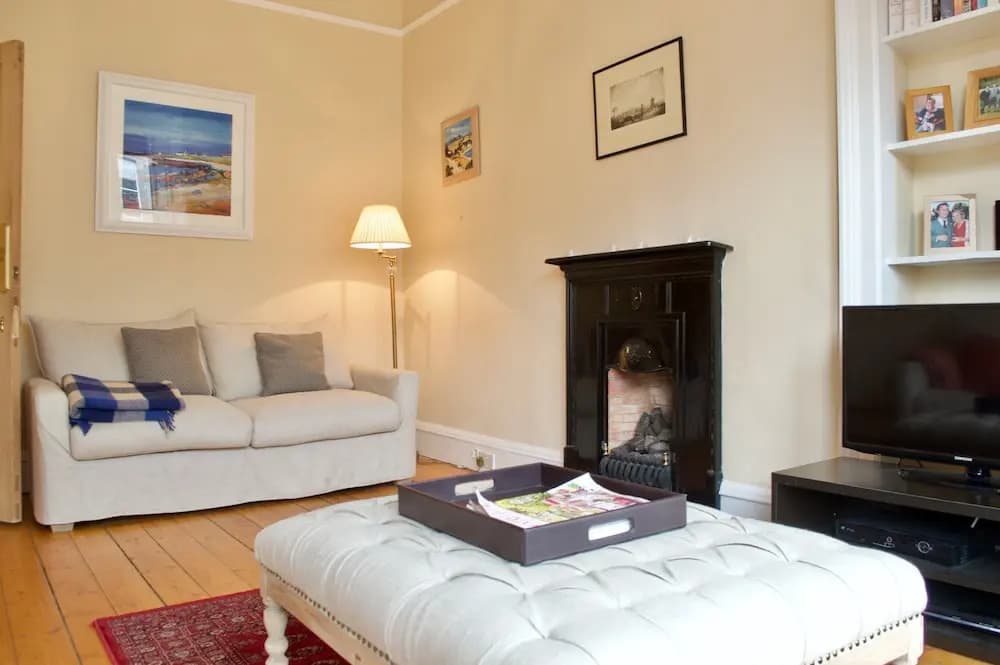 Spacious 1 Bedroom Stockbridge Flat - photo 3
