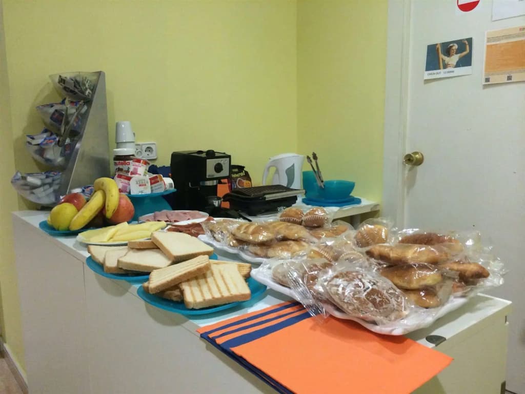 Barcelona City North Hostal - photo 9