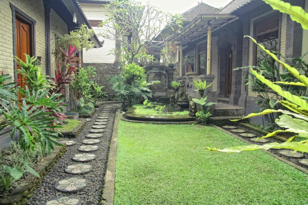 Nick's Homestay - photo 19