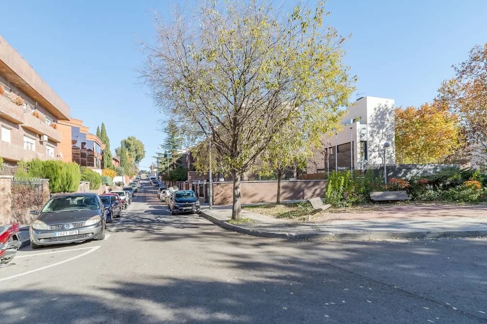 AYZ Ulises - Auto check-in property - photo 16