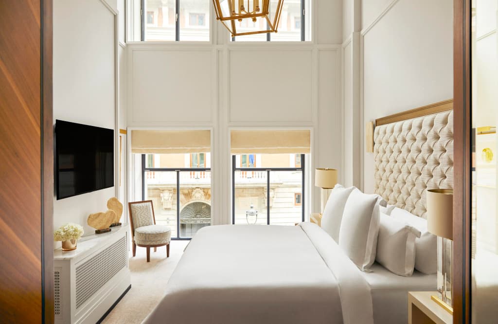 Four Seasons Hotel Madrid - photo 1