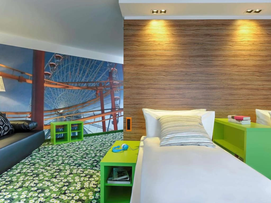 Ibis Styles Wien City - photo 26