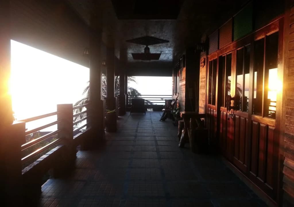 Sea Rock Resort - photo 20