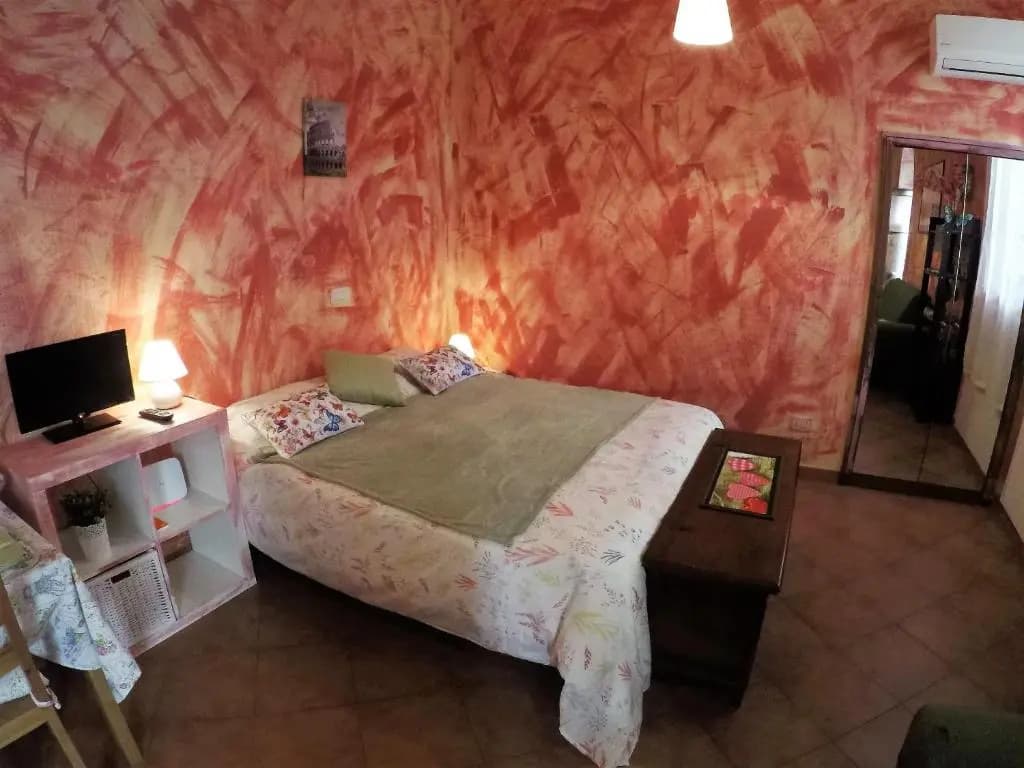 Maria De La Merce Apartment - photo 2