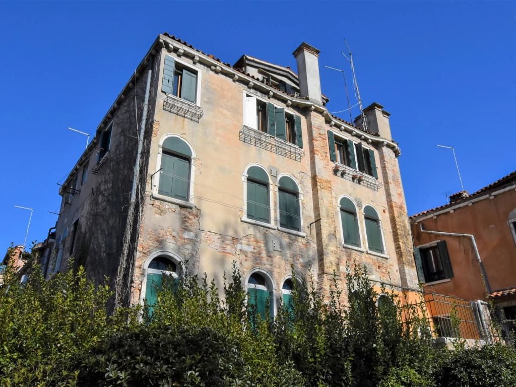Casanas - main photo