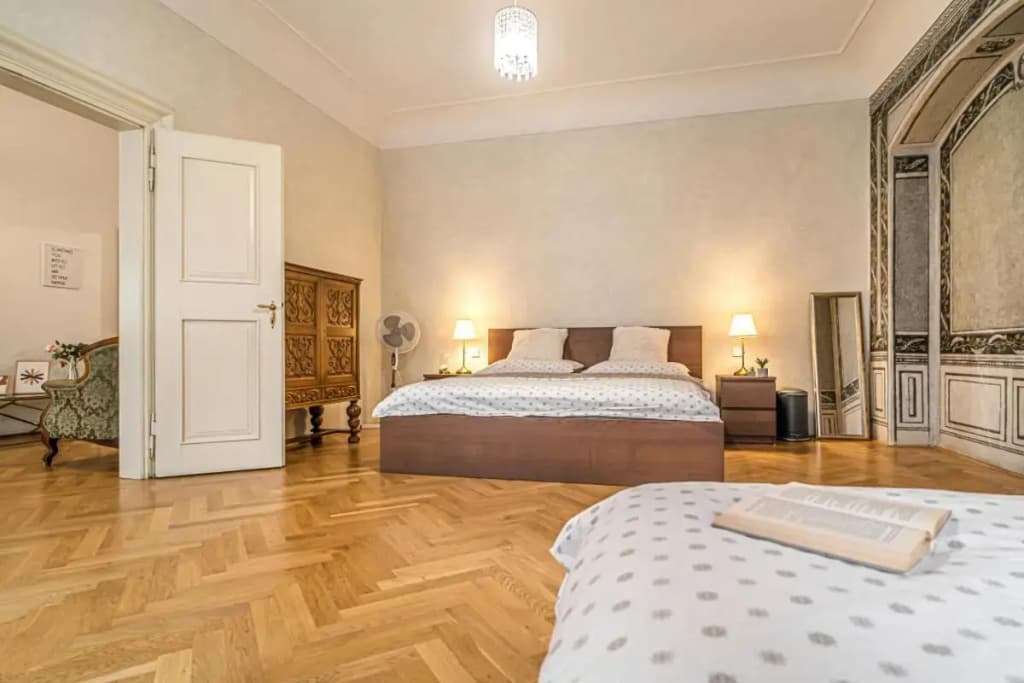 Spacious Apt at Mala Strana, Charles Bridge 3min - photo 9