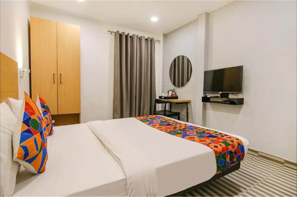 FabHotel Chawla House - photo 2