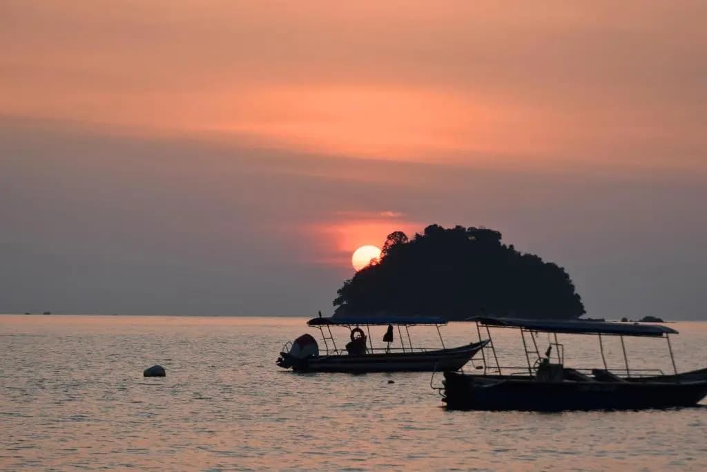 AVI Pangkor Beach Resort - photo 11