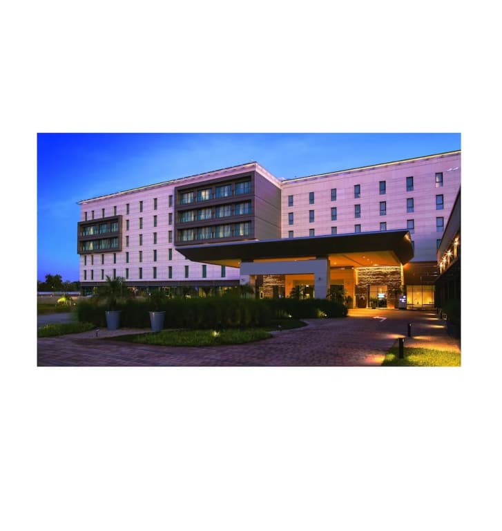Novotel Seeb - photo 1