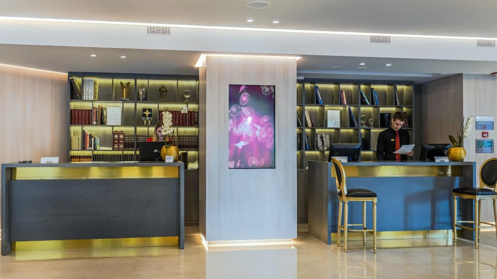 St. George Lycabettus Lifestyle Hotel - photo 2
