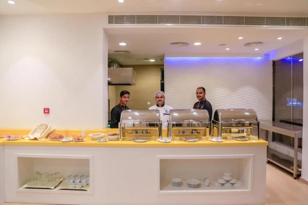 Muscat Inn Hotel - photo 24
