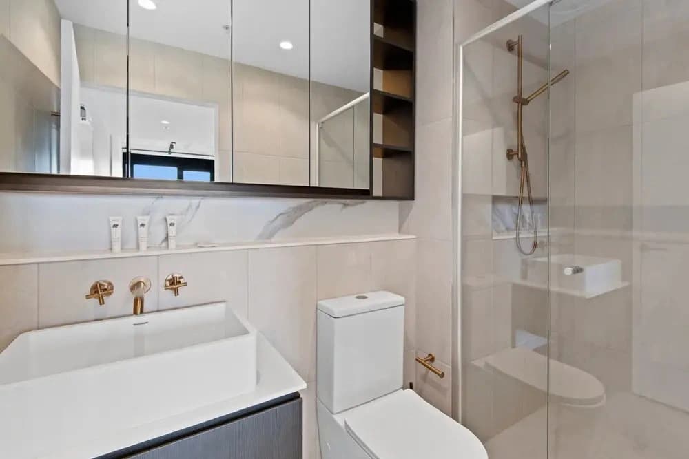 Executive 2-bed Apartment With Views, Gym and Spa - photo 7