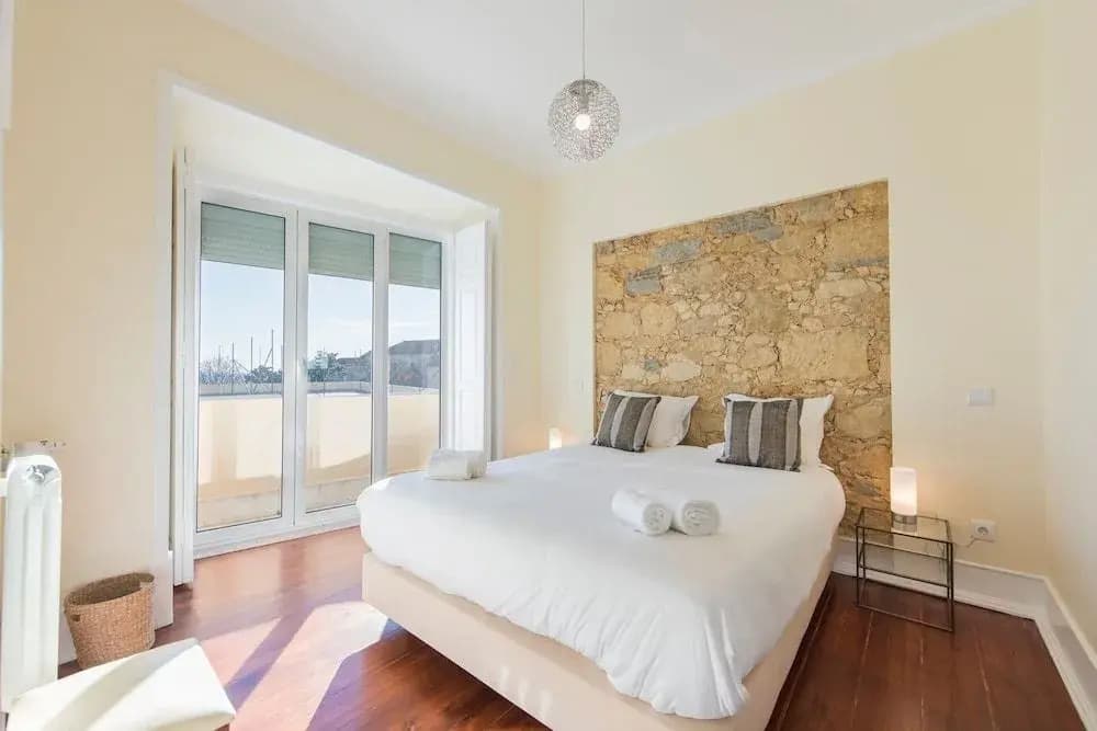 Spacious 4bdr River View - main photo