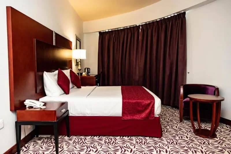 Mra Grand Hotel - photo 9