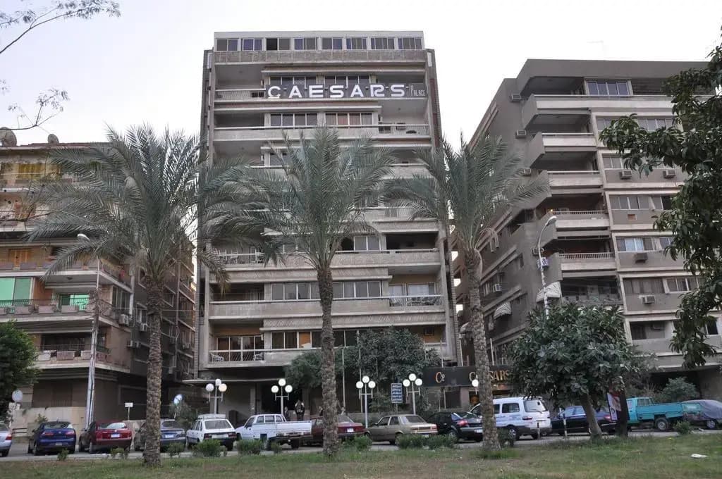 Caesars Palace Apartments - photo 1