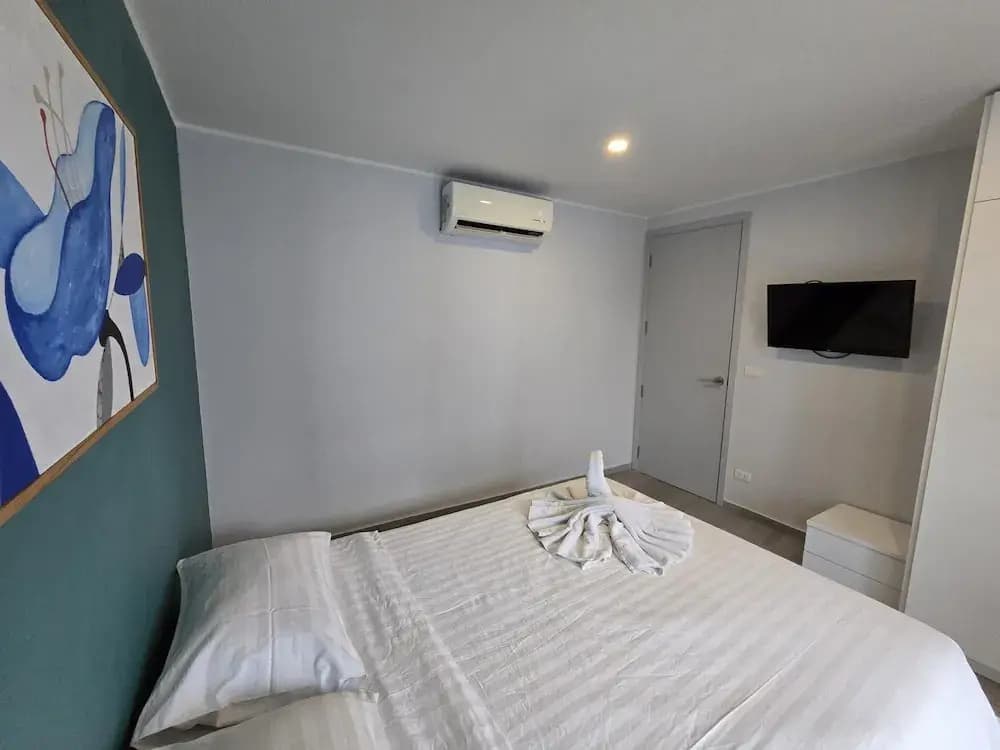Well located Apt-1BR T2 -421 - photo 2