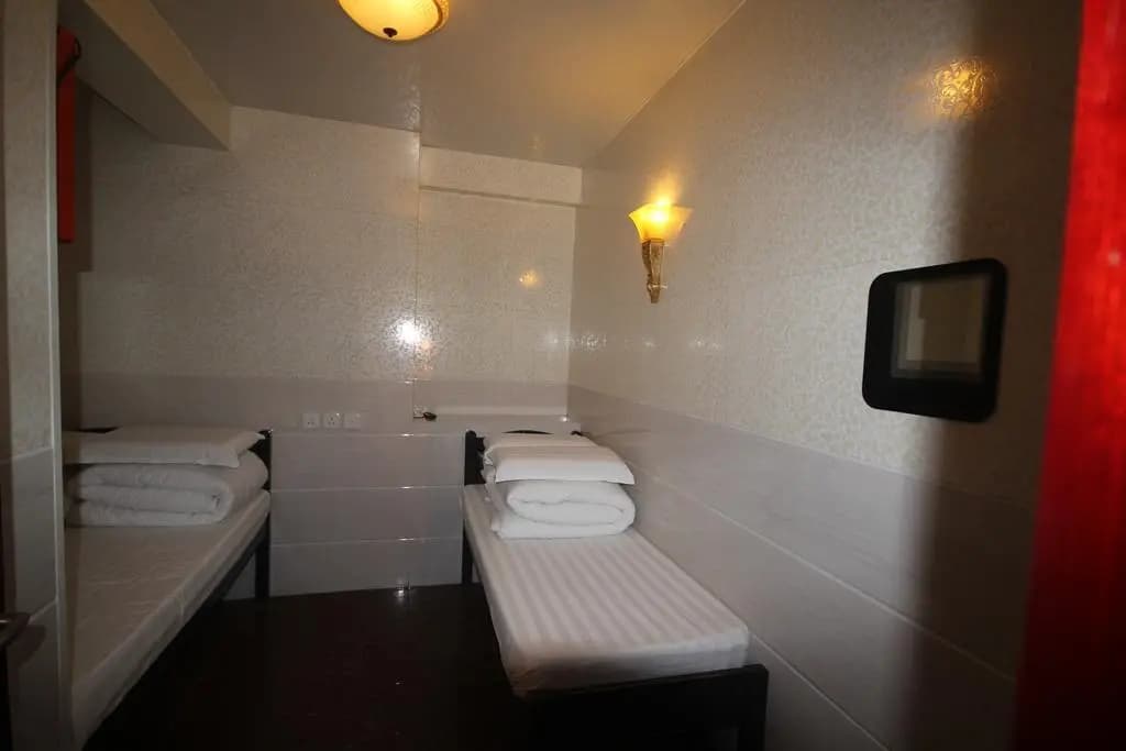 Tian Jin Hostel - photo 20