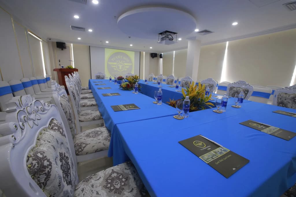 Tuyet Son Hotel - photo 21