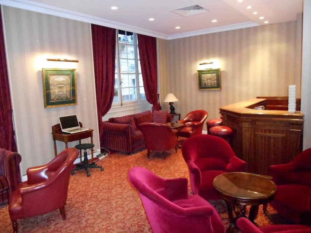 Hôtel Serotel Lutèce - photo 2