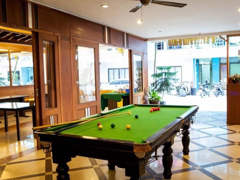 Triple Rund Place Hotel - photo 12