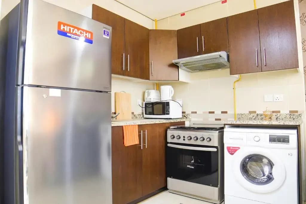 Signature Holiday Homes - Amazing Studio in Hercules Tower, Wadi Al Safa - photo 12