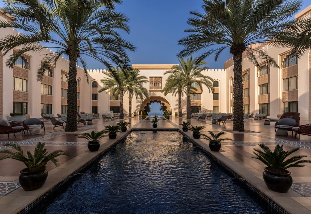 Al Husn Muscat Hotel - photo 9