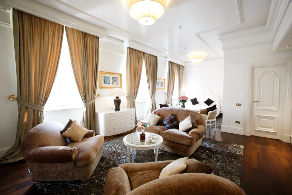 Hotel Majestic Roma - photo 13