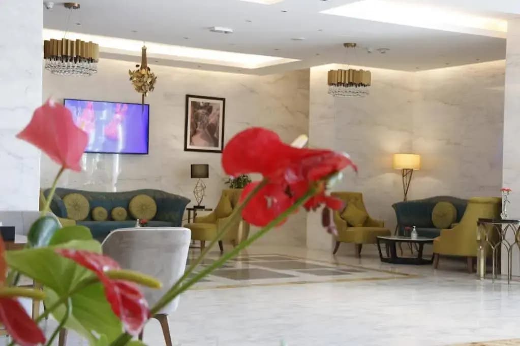 Waterfront Hotel  Apartment - photo 11