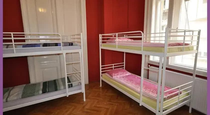 Fifth Hostel - photo 3