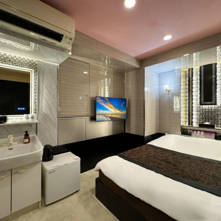Hotel Amethyst - photo 14