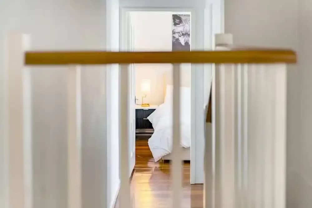 3BR Retro Escape ICC & Darling Harbour - photo 5