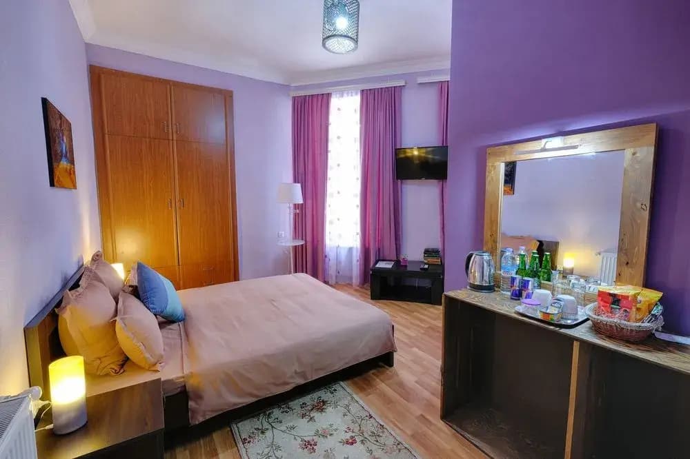 Euphoria Inn - photo 4