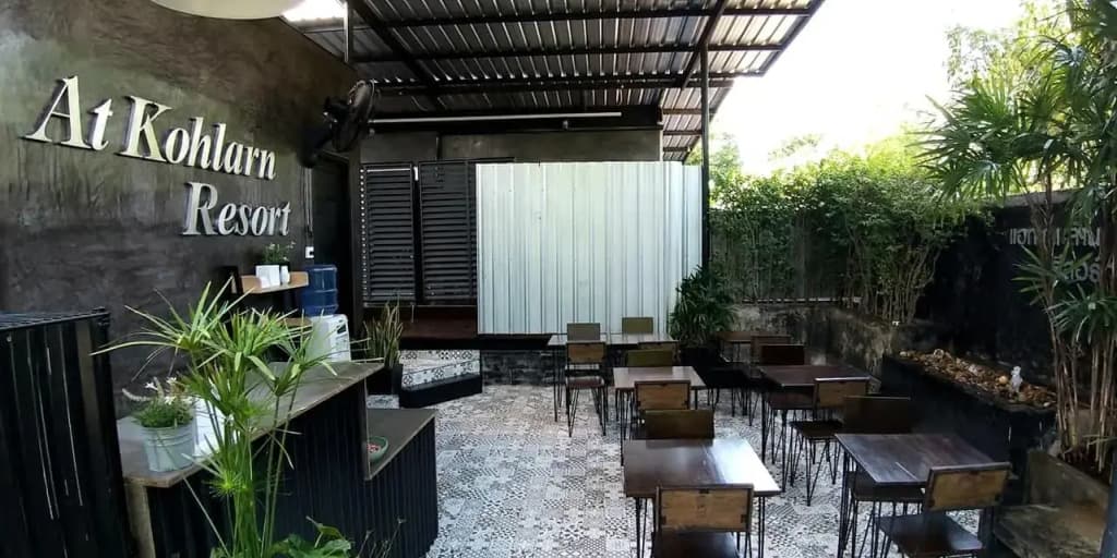 At Koh Larn Resort - photo 10