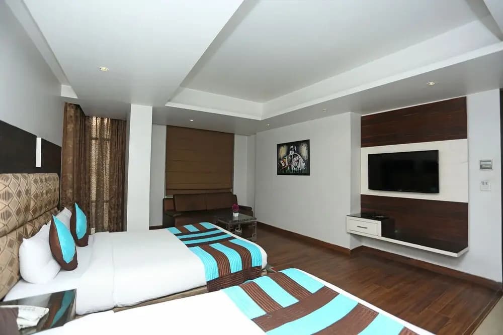 Hotel Uppal International - photo 6