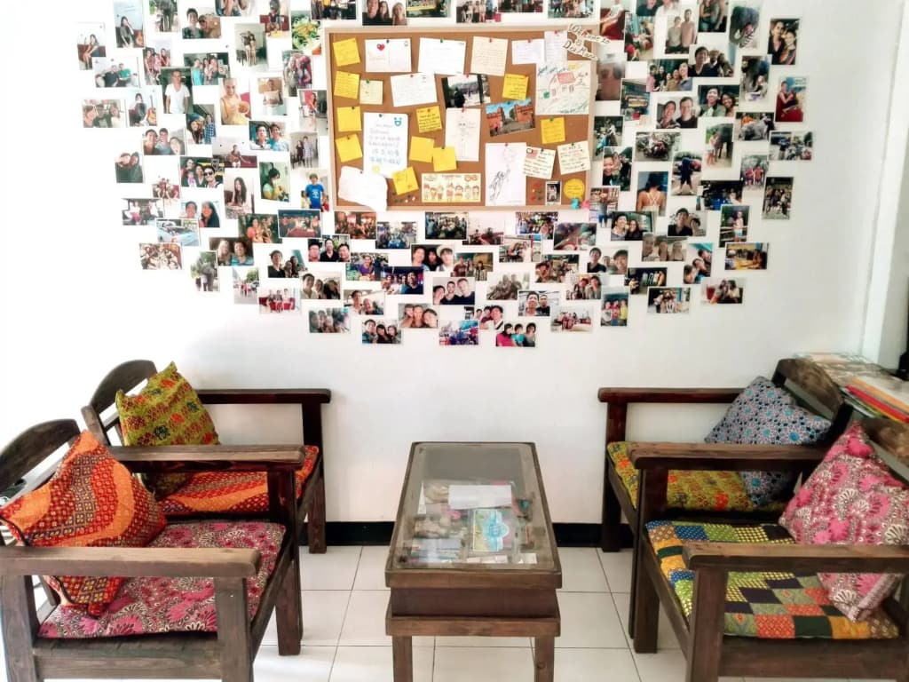 Dee Marc Hostel - photo 11