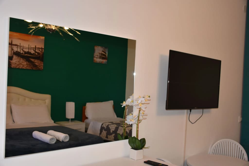 Venice Popular Apartment - photo 30