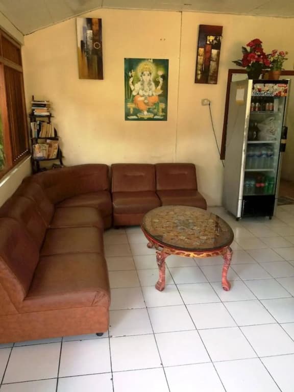 Waringin Home Stay - photo 15