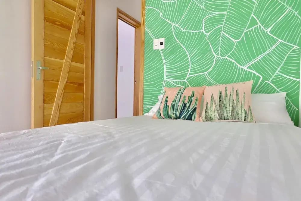 Uri House - photo 28
