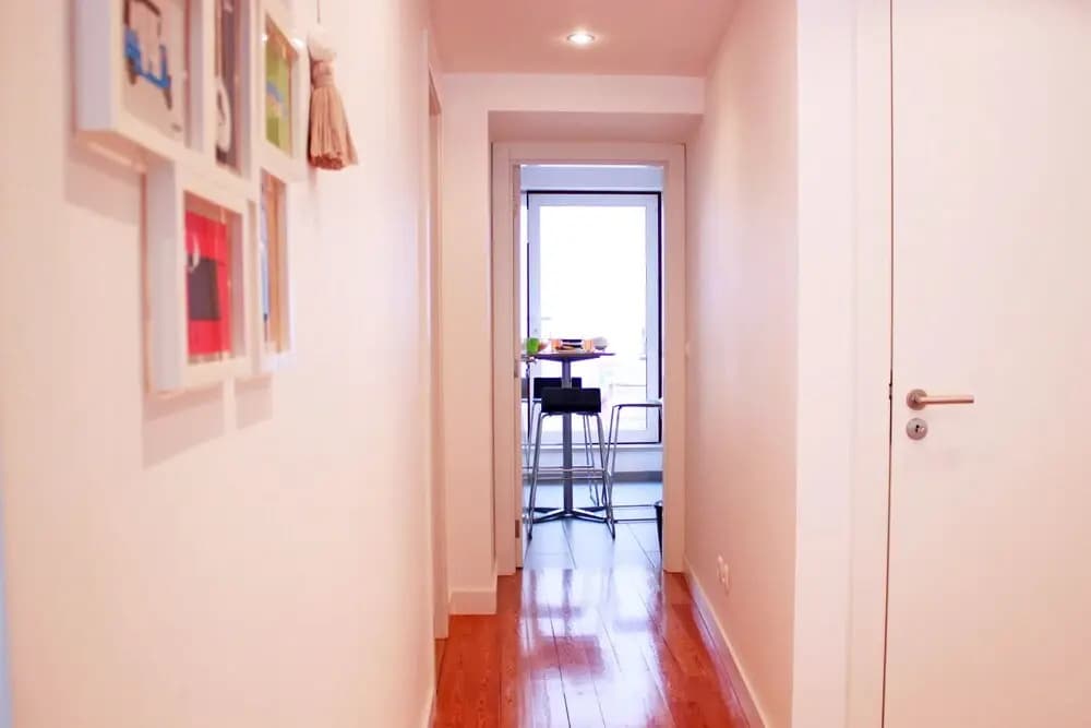 ALTIDO Modern 1-bed Apt w/terrace, moments from São Bento Palace - photo 11
