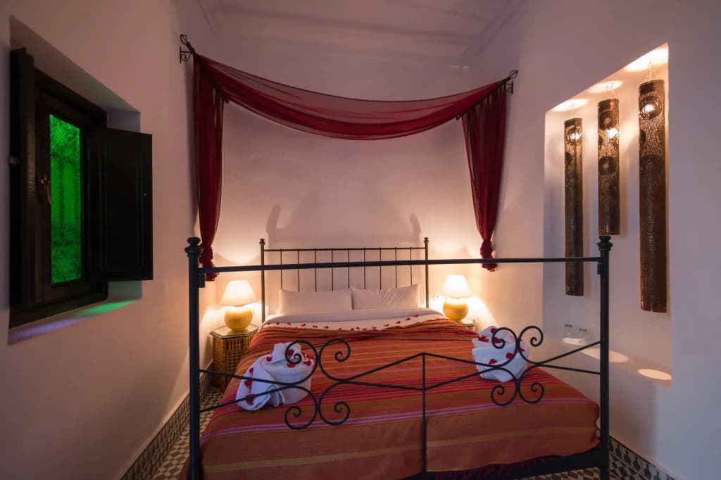 Riad Lhena - photo 4