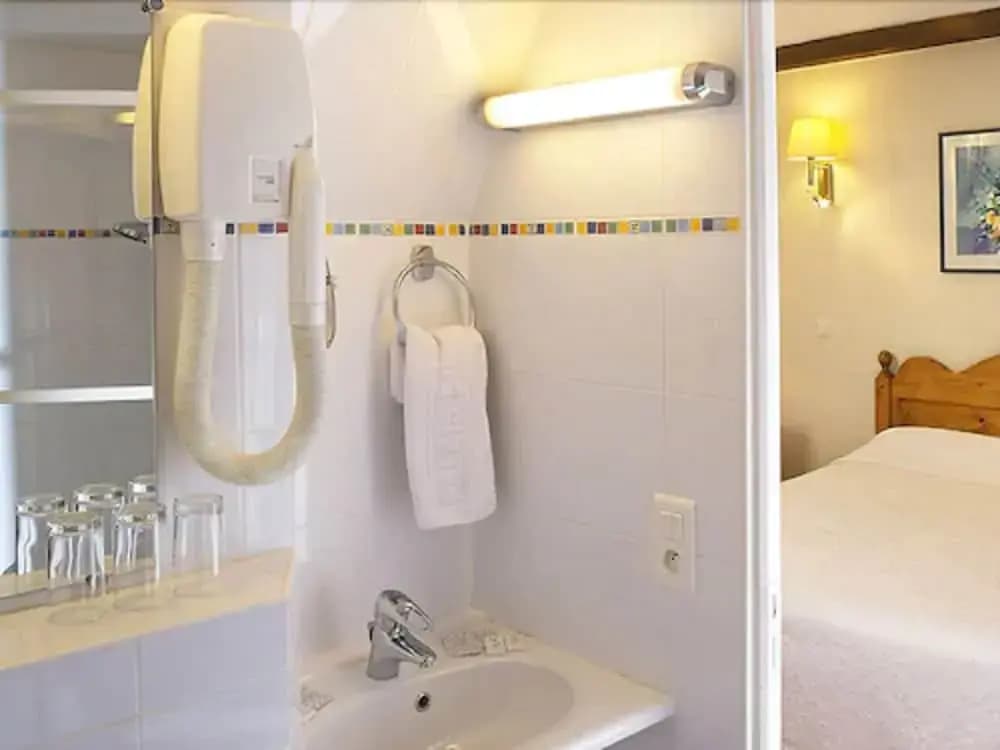 Hotel du Palais Bourbon - photo 8