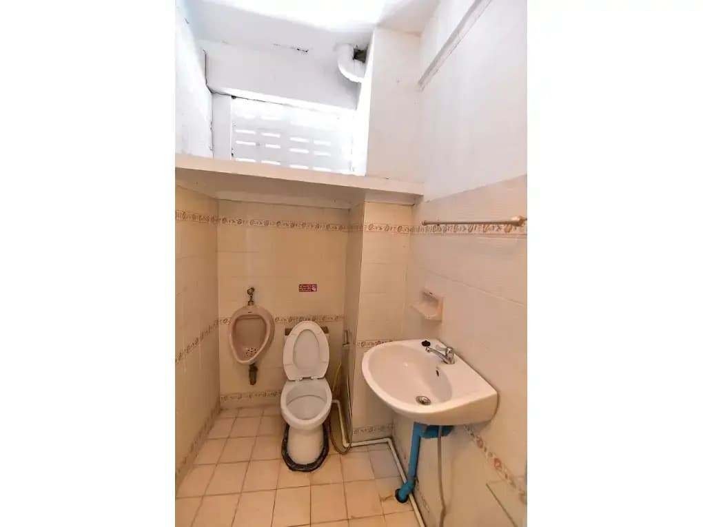 Maxwell Inn - photo 7