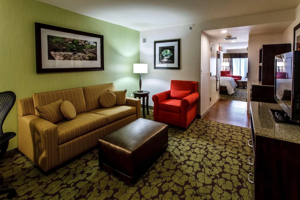 Hilton Garden Inn New York / Staten Island - photo 48