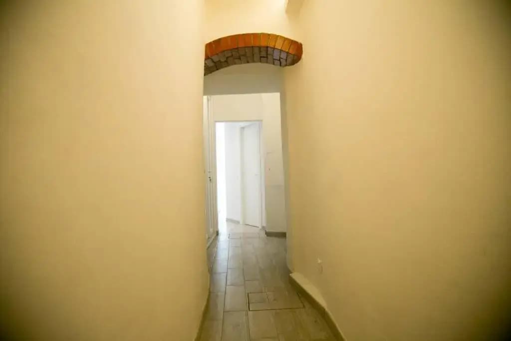 Giripaso Apartment - photo 12