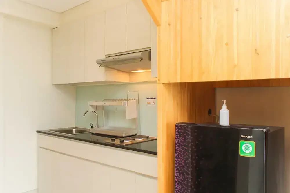 Elegant and Comfortable 2BR Apartment at Maqna Residence - photo 15
