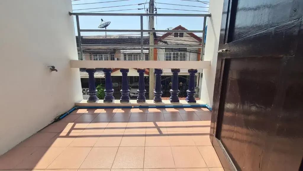 Panmanee Apartment - photo 13