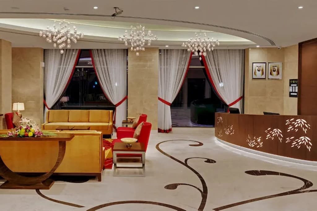 Landmark Premier Hotel - photo 2