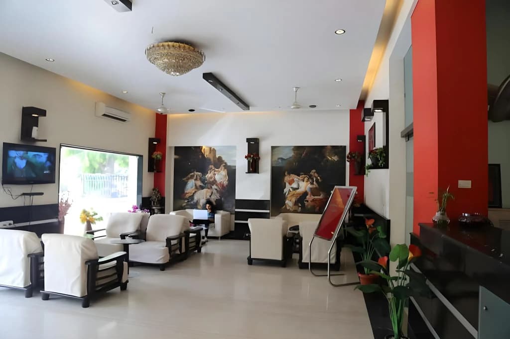 Hotel Meridian Plaza - photo 14