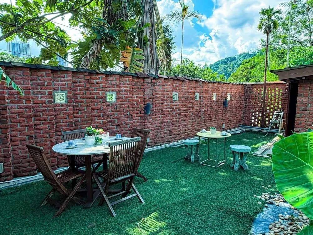 Serene Palm Heritage Tropical Villa - photo 21